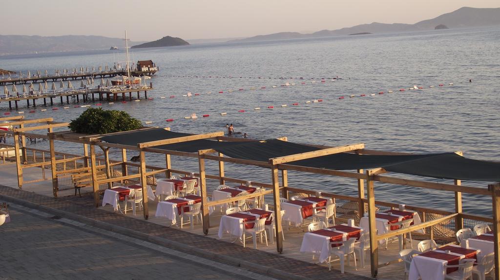 Ado Beach Hotel Turgutreis Exterior foto